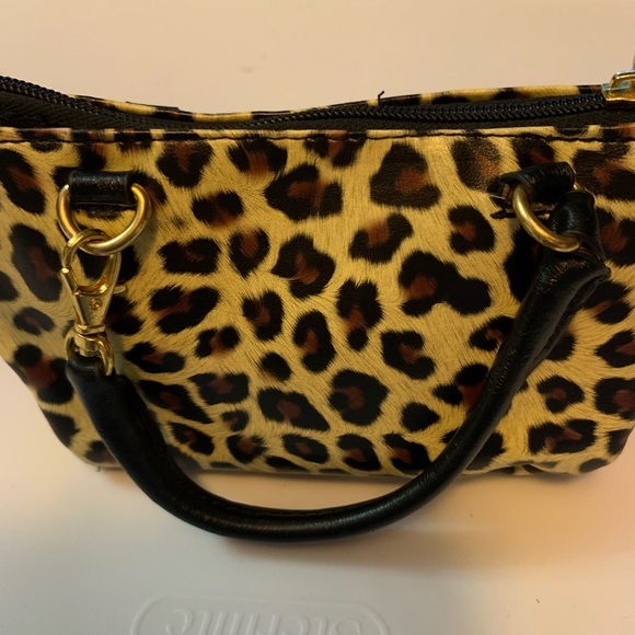 Tiny Lori Greiner clever and unique creations mini Purse has a coin zipper 3x5” - Picture 4 of 7